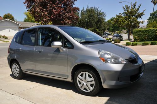 2007 honda fit base hatchback 4-door 1.5l