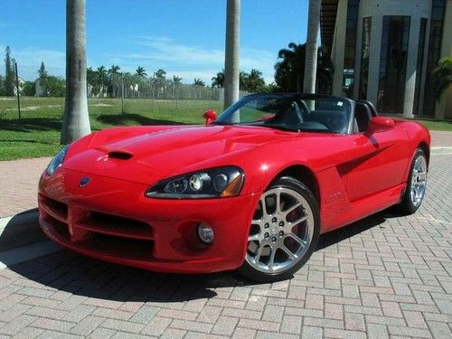 2004 dodge viper srt-10 23k mi extremely clean fl car boot/car cover extras