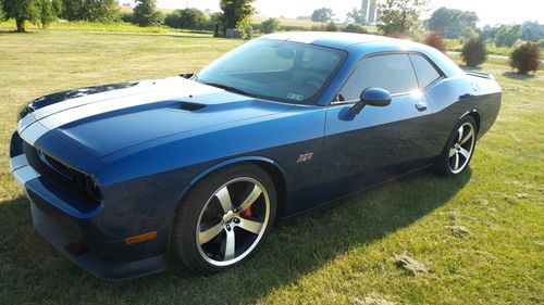 2011 dodge challenger srt8 inauguiral edition