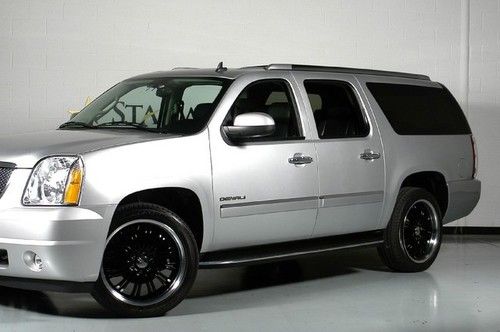 Denali xl awd!! 22's! excellent! 2nd row captians! rear ent!