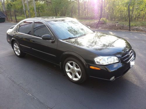 2000 nissan maxima se sedan 4-door 3.0l