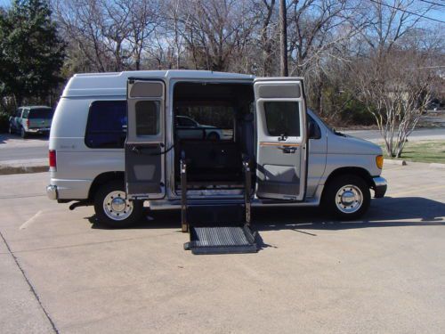 06 ford e250 hightop handicapped wheelchair van 63k miles 95 pics handicap lift