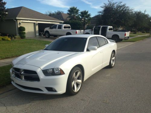 2011 dodge charger se sedan 4-door 3.6l