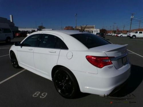 2014 chrysler 200 touring