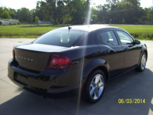 2013 dodge avenger se