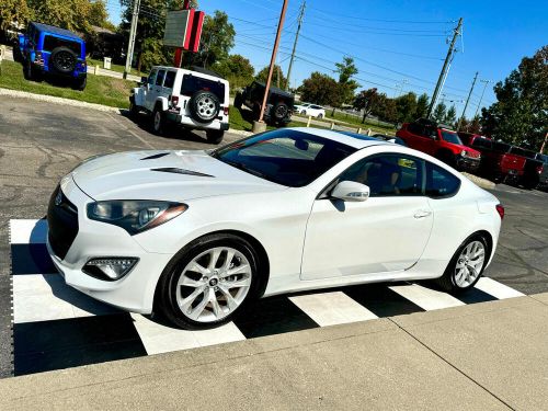 2013 hyundai genesis 2dr v6 3.8l auto grand touring w/tan lth