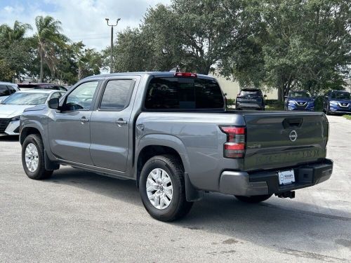 2023 nissan frontier sv