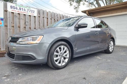 2014 volkswagen jetta se pzev 4dr sedan 6a