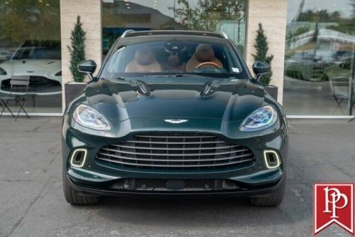 2021 aston martin dbx