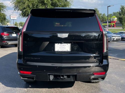 2022 cadillac escalade luxury