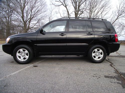 One owner,toyota highlander 4x4auto black4cyl,pw clean carfax