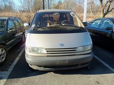 No reserve 94 toyota previa 2.4 l clean carfax 1 owner sprt van awd 6 passenger