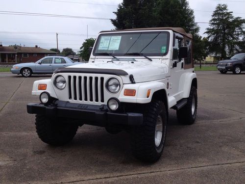 2000 jeep wrangler sahara