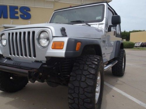 2006 jeep wrangler 2dr x 6 speed