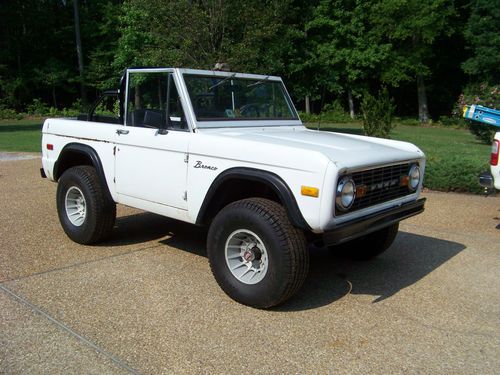 1976 bronco beautiful classic 4x4  rollcage v8 auto