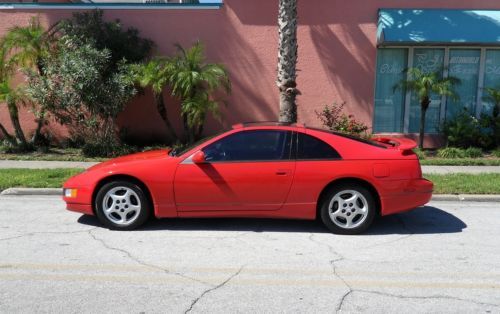 300z 3.0l v6, t-tops, tinted glass, clean and original !!!