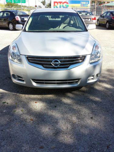 2012 nissan altima s sedan 4-door 2.5l