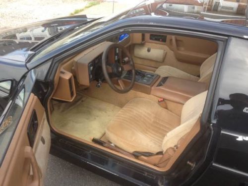 1988 pontiac fiero gt coupe 2-door 2.8l