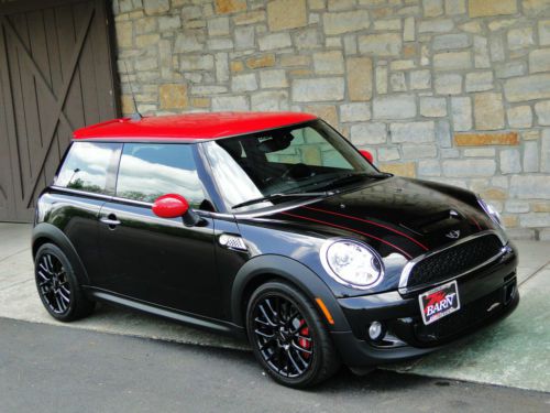 John cooper works jcw, leather, h/k audio, 6-speed, turbo, 208hp, black wheels