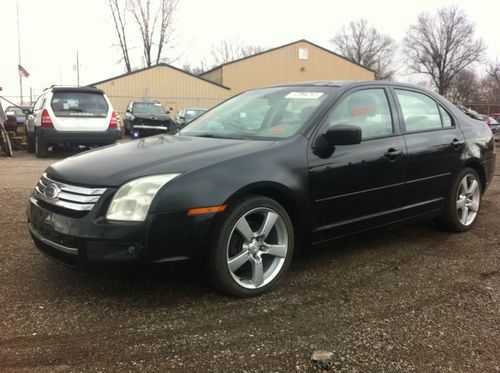 2006 ford fusion ...salvage title   ..minor damage