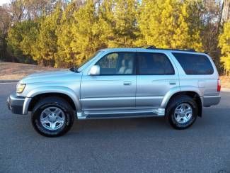 Toyota : 2002 4runner sr5 v6 4x4 leather &amp; sunroof 94k orig miles 1owner va suv