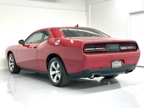 2016 dodge challenger sxt coupe 2d