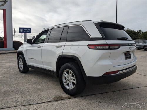 2023 jeep grand cherokee laredo