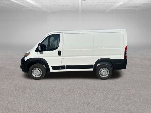 2024 ram promaster low roof