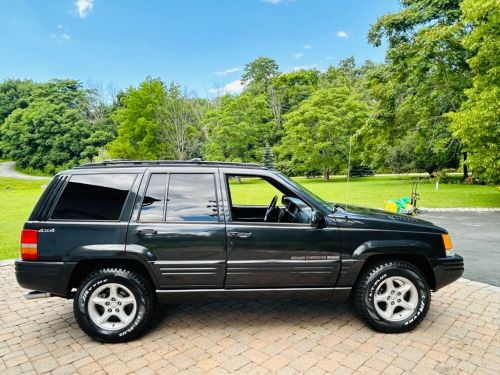 1998 jeep grand cherokee 5.9l limited 1st of srt  trackhawk of 90s no reserve