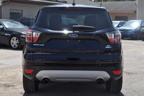 2017 ford escape se