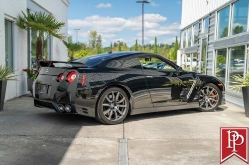 2015 nissan gt-r premium