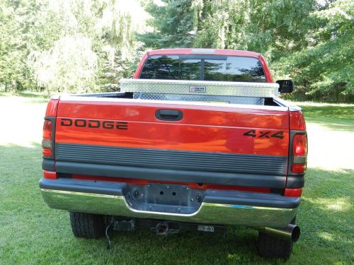 2002 dodge ram 2500 slt plus 4dr quad cab 4x4 5.9l cummins diesel