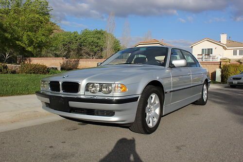 2001 bmw 740il base sedan 4-door 4.4l