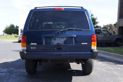 Jeep cherokee sport -  40,120 -miles  ins recovery