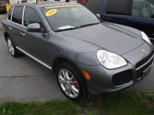 2004 porsche cayenne turbo sport utility 4-door 4.5l