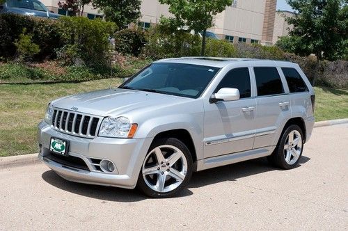 Srt8 hemi jeep grand cherokee 06 mopar 300 charger magnum all wheel drive 426 hp