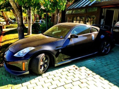2008 nissan 350z nismo  only 1500 made black/black-red