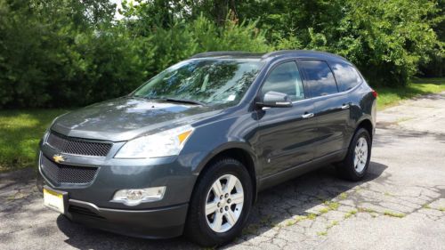 2010 chevrolet traverse lt sport utility 4-door 3.6l