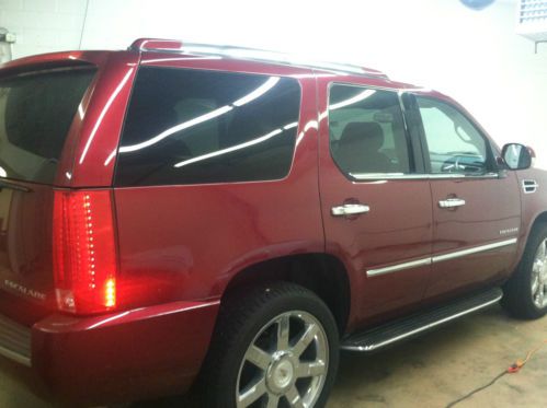 2011 cadillac escalade awd