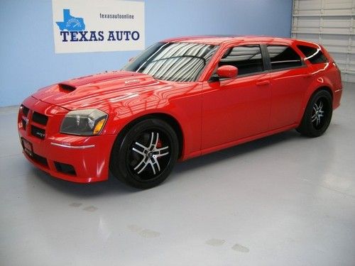 We finance!!!  2007 dodge magnum srt-8 hemi auto roof nav brembo 20 rims sat 6cd