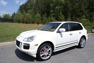 2009 porsche cayenne gts white/tan 46k miles looks/runs/drives like new