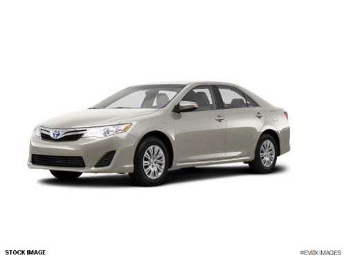 2014 toyota camry hybrid le