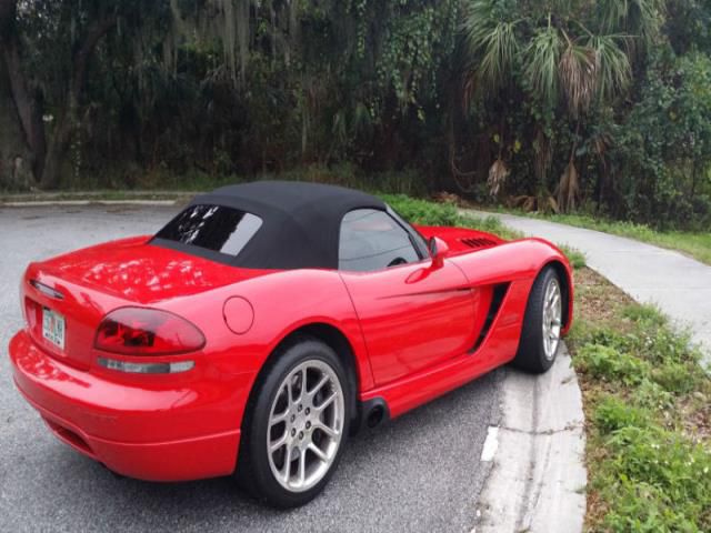 2003 - dodge viper