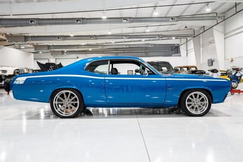 1972 plymouth duster hardtop
