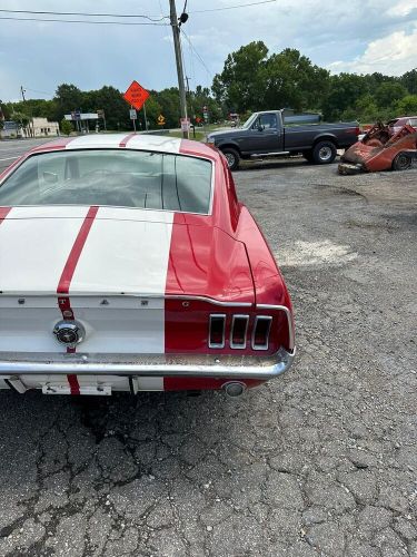 1967 ford mustang