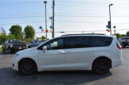 2018 chrysler pacifica touring l plus