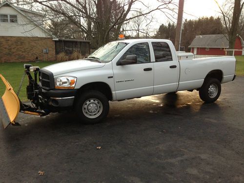 2006 dodge ram 2500 4x4 w/meyer snowplow