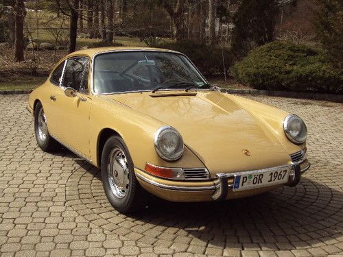 Fabulous! 1967 porsche 912! completely restored!