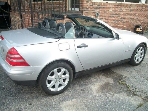 2000 mercedes-benz slk230 kompressor convertible 2-door 2.3l