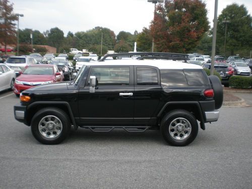 2013 toyota fj cruiser base sport utility 4-door 4.0l